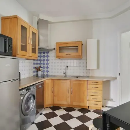 Apartmán 4 People Close To Eiffel Tower By Weekome Paříž